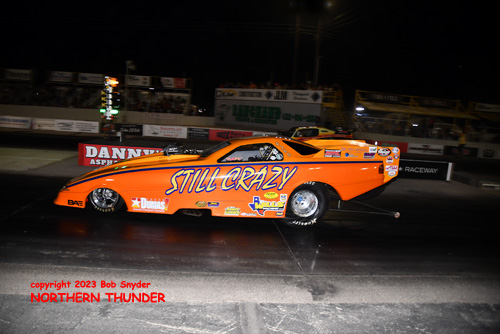 Clay Cunningham - 'Still Crazy' (near lane) vs 
Keith Jackson - 'High Heaven' (far lane)